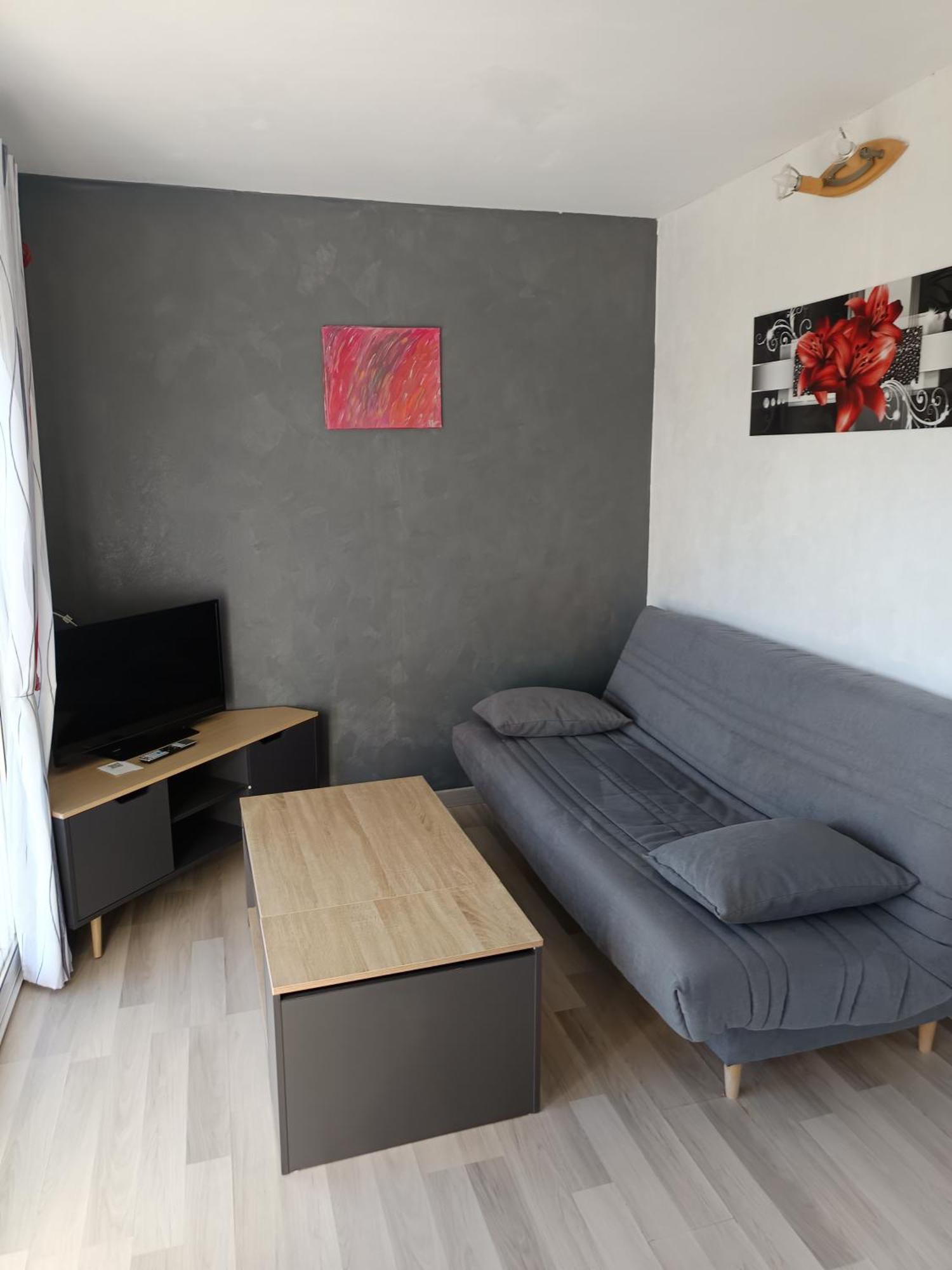 Bellevue Apartman La Tour-dʼAuvergne Kültér fotó